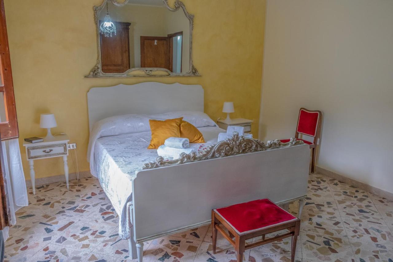 Il Fenicottero Guest House Campofelice Di Roccella Kültér fotó